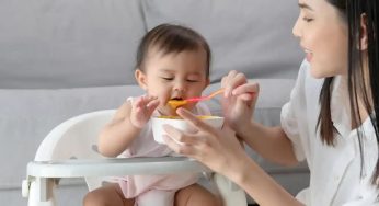 Tradisi MPASI yang Bertahan: Makan Dipapah, Menu Tunggal, dan Larangan Telur
