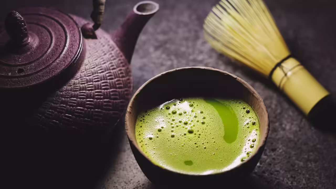 minum matcha